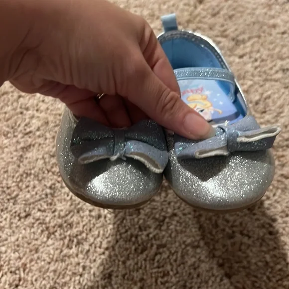 Disney Baby Cinderella Ballet Flats Baby Girl Size 6 - Picture 6 of 7